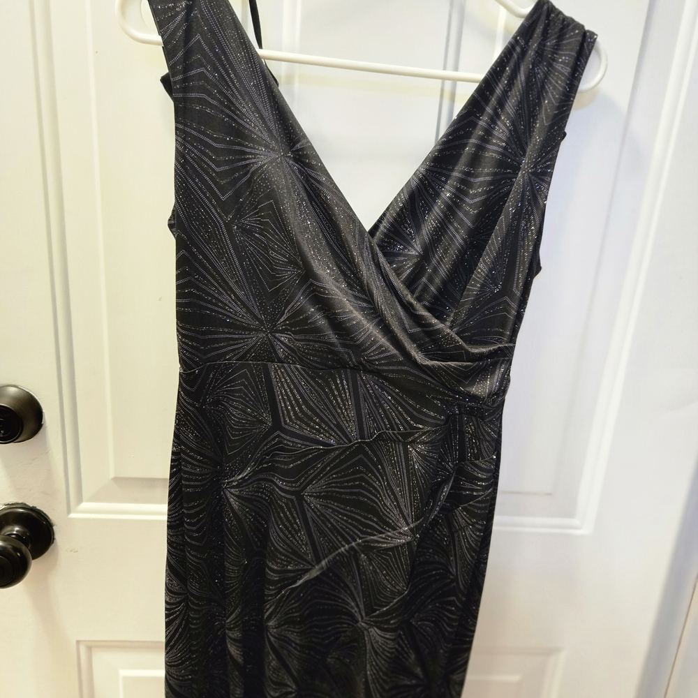 Enfocus Studio Black Geometric Backless Dress